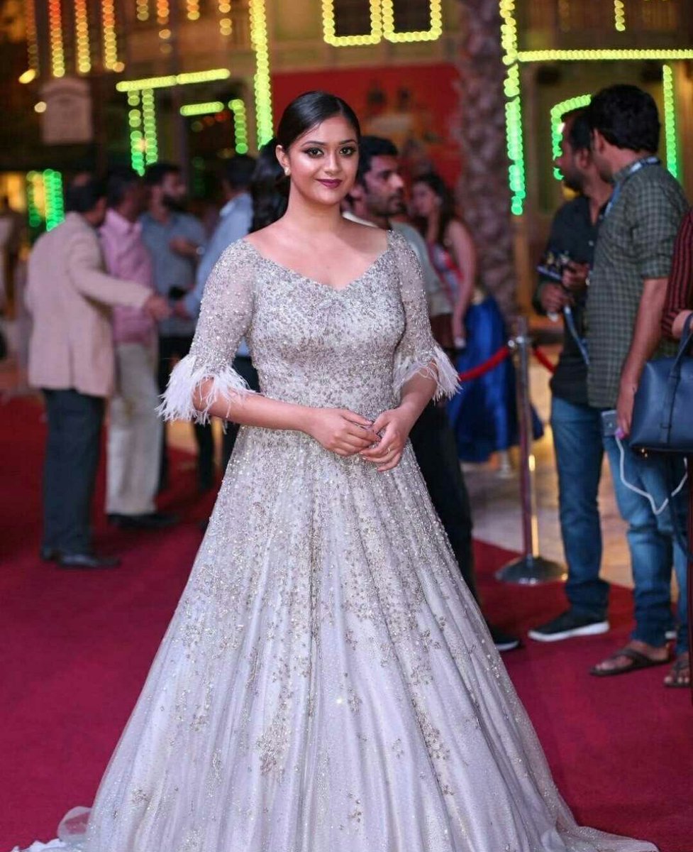 Tollywood Actress Keerthy Suresh Stills at Siima Awards7